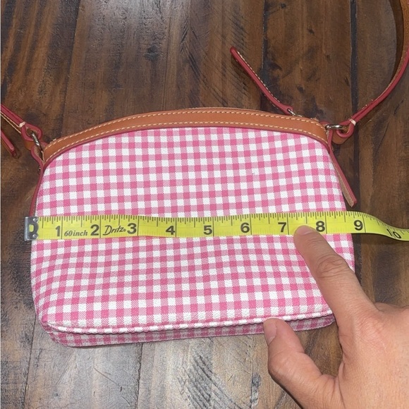 Dooney & Bourke Pink and Tan Gingham Crossbody Bag - Picture 5 of 8